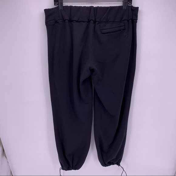 Mountain Mama Black Fleece Maternity Sweatpants - Picture 4 of 7
